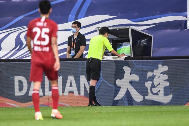 乐福：10年詹姆斯的决定是转折点 以前都是球队老板和管理层掌权
